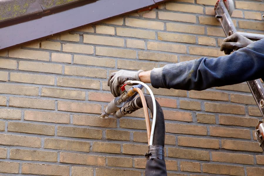 Insuflado con cámara de aire para vivienda en Mugardos